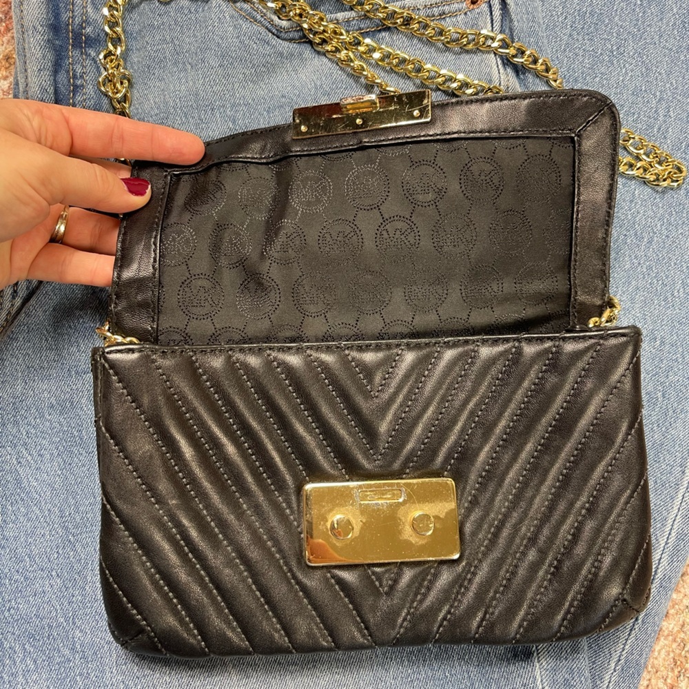 Michael Kors Quilted Leather Sloan Chain Crossbody Handbag in Black Gold - Picture 2 of 5